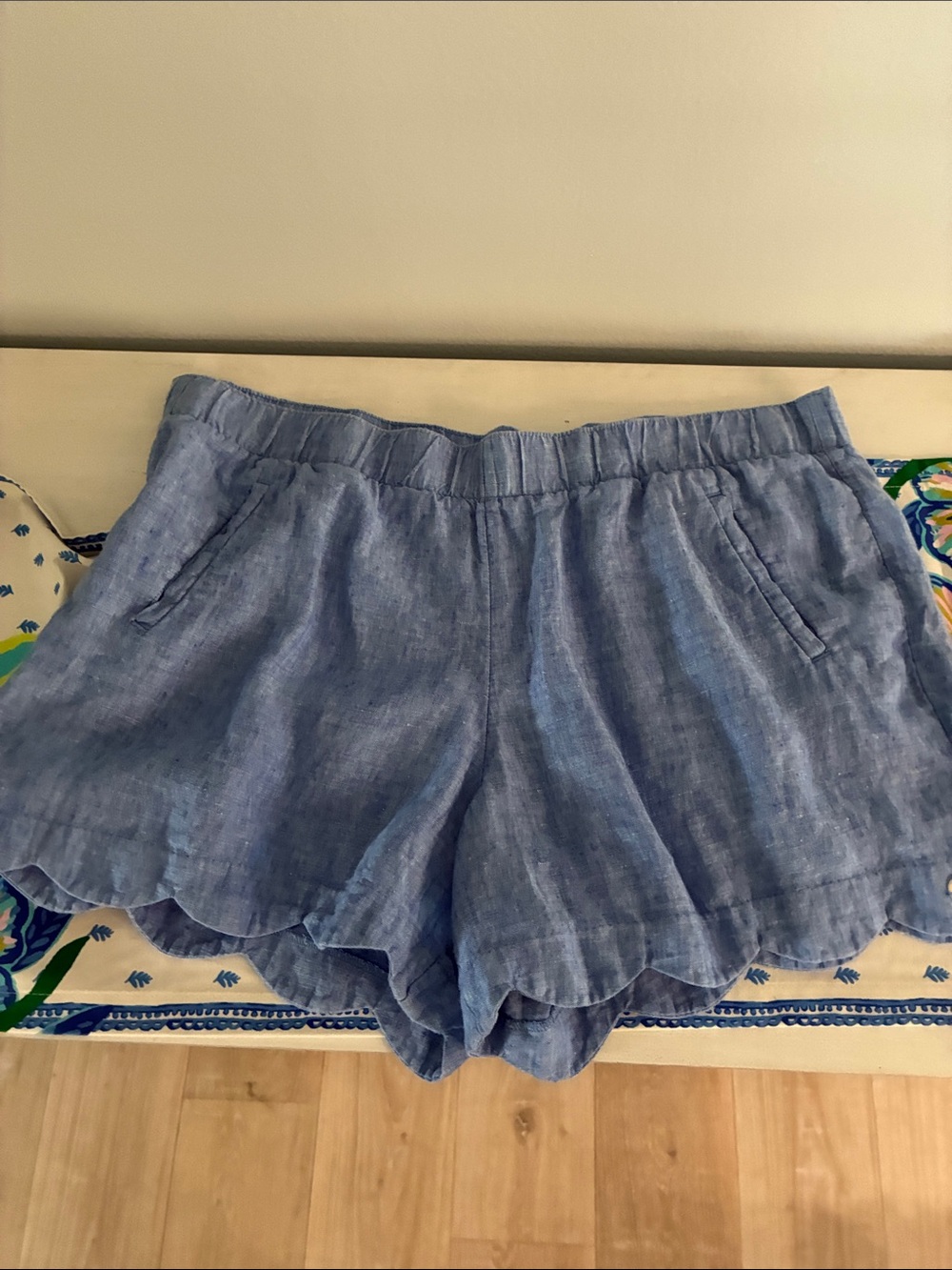Light Blue Scallop Hem Women's Shorts
